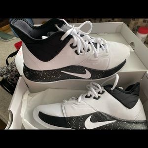 New- Nike Paul George 3TB basketball shoes